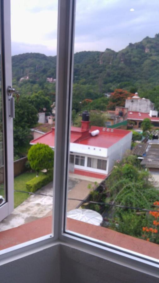 Hospedaje Casa Verde テポストラン エクステリア 写真