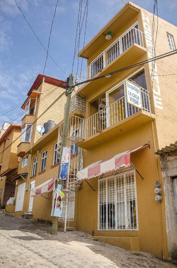 Hospedaje Casa Verde テポストラン エクステリア 写真
